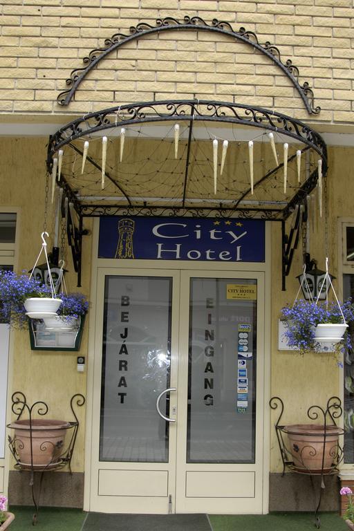 City Hotel Siofok Exterior photo